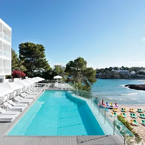 https://grupotel-oasis-portinatx-ibiza.ibizaislandhotels.net
